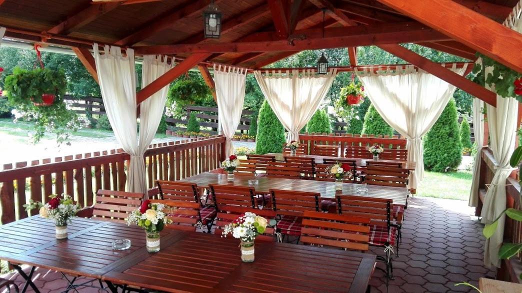 Olimpia Villa Tibod Esterno foto