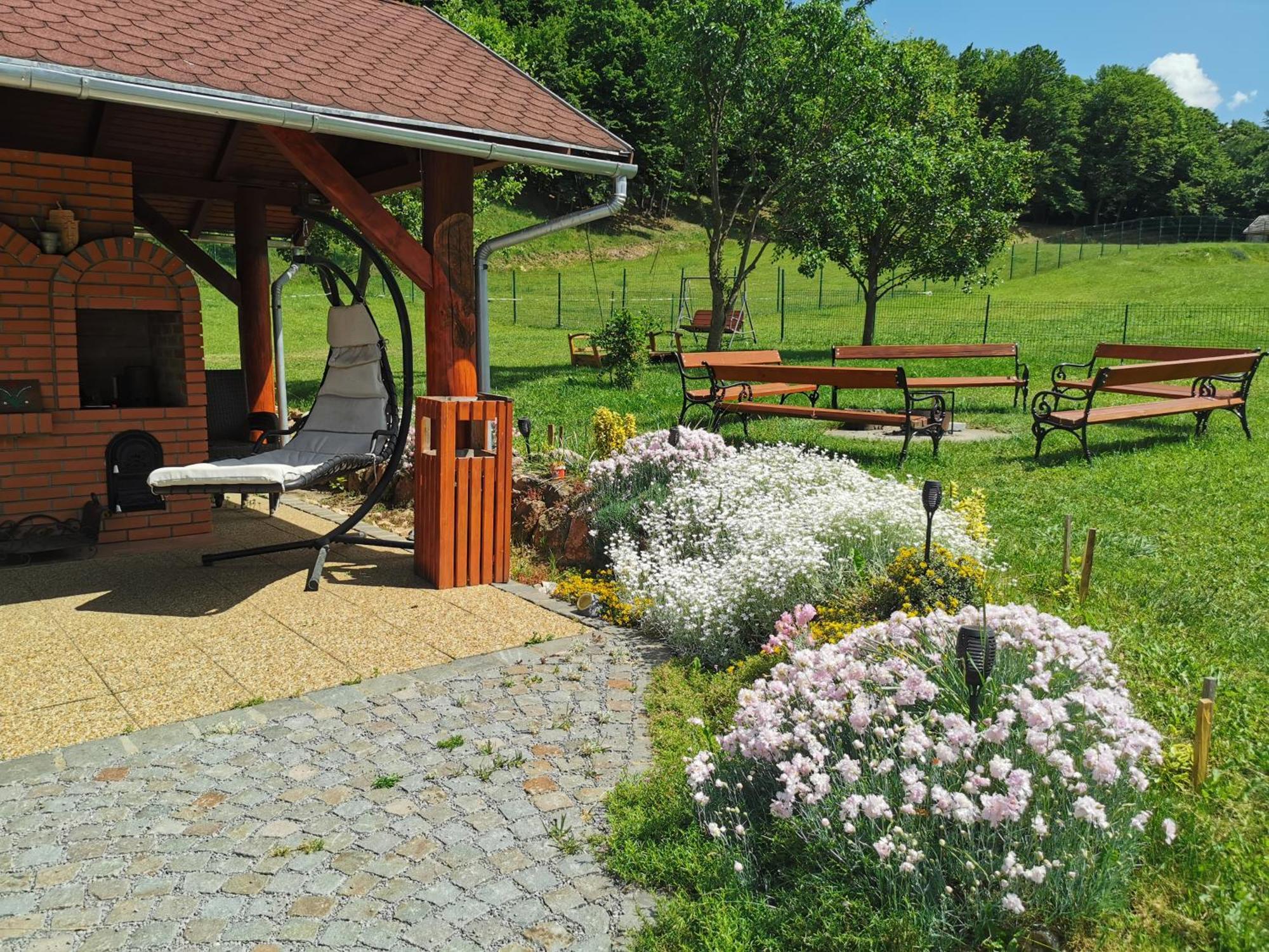 Olimpia Villa Tibod Esterno foto